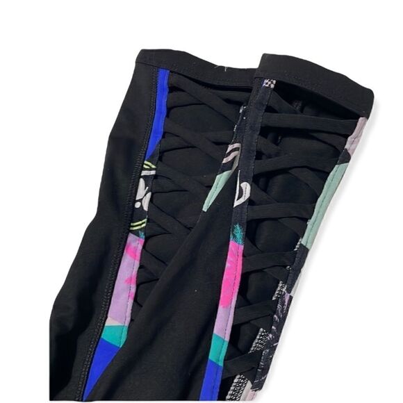 Victorias Secret Pink Ultimate High Rise Retro Graffiti Leggings Neon Cut Out XS - Picture 6 of 8